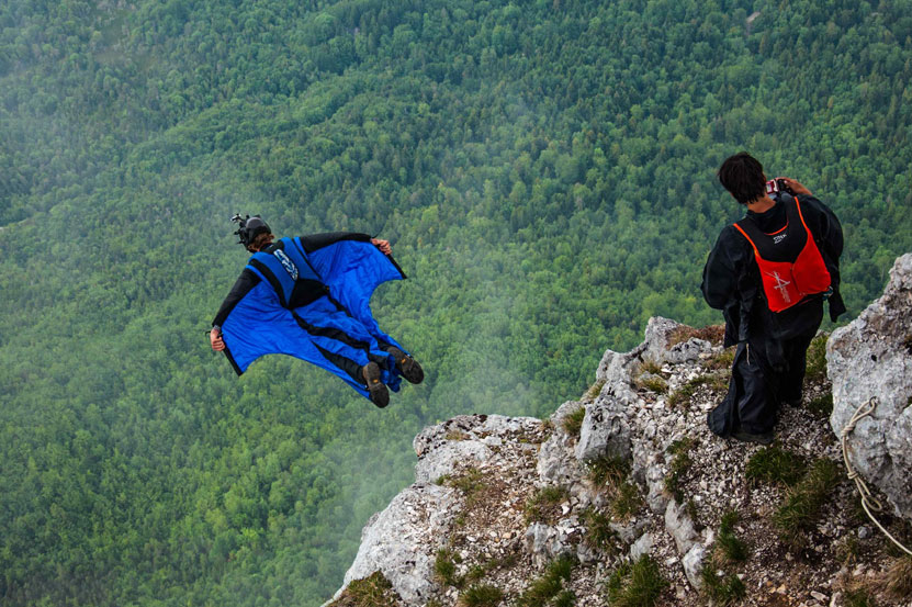 BASE Jumping
